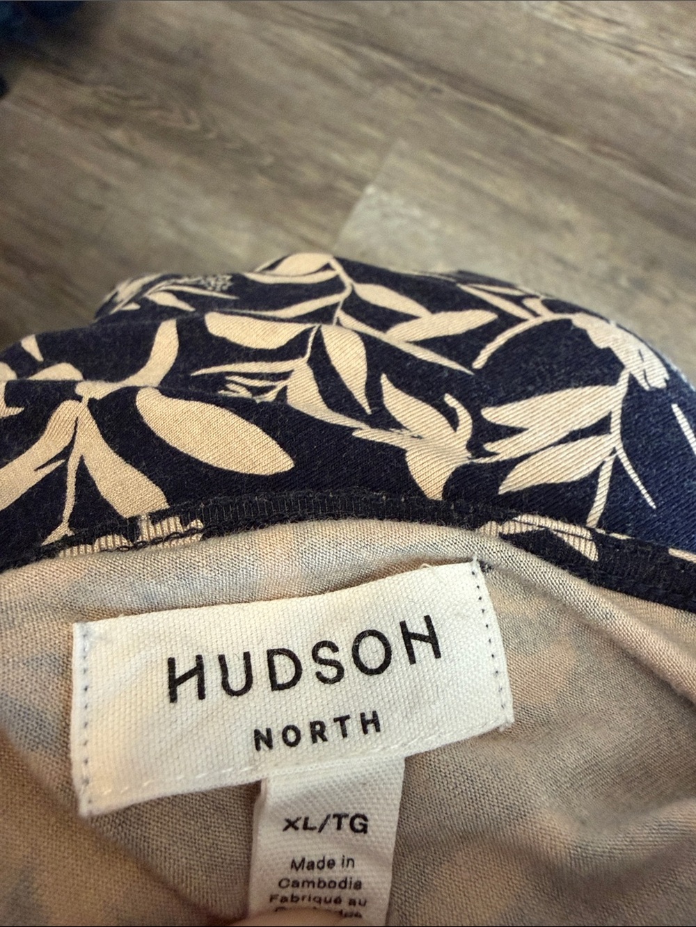 Hudson North Navy and Cream Floral Maxi Dress - Picture 3 of 3